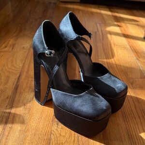 Mango size 37 satin platforms